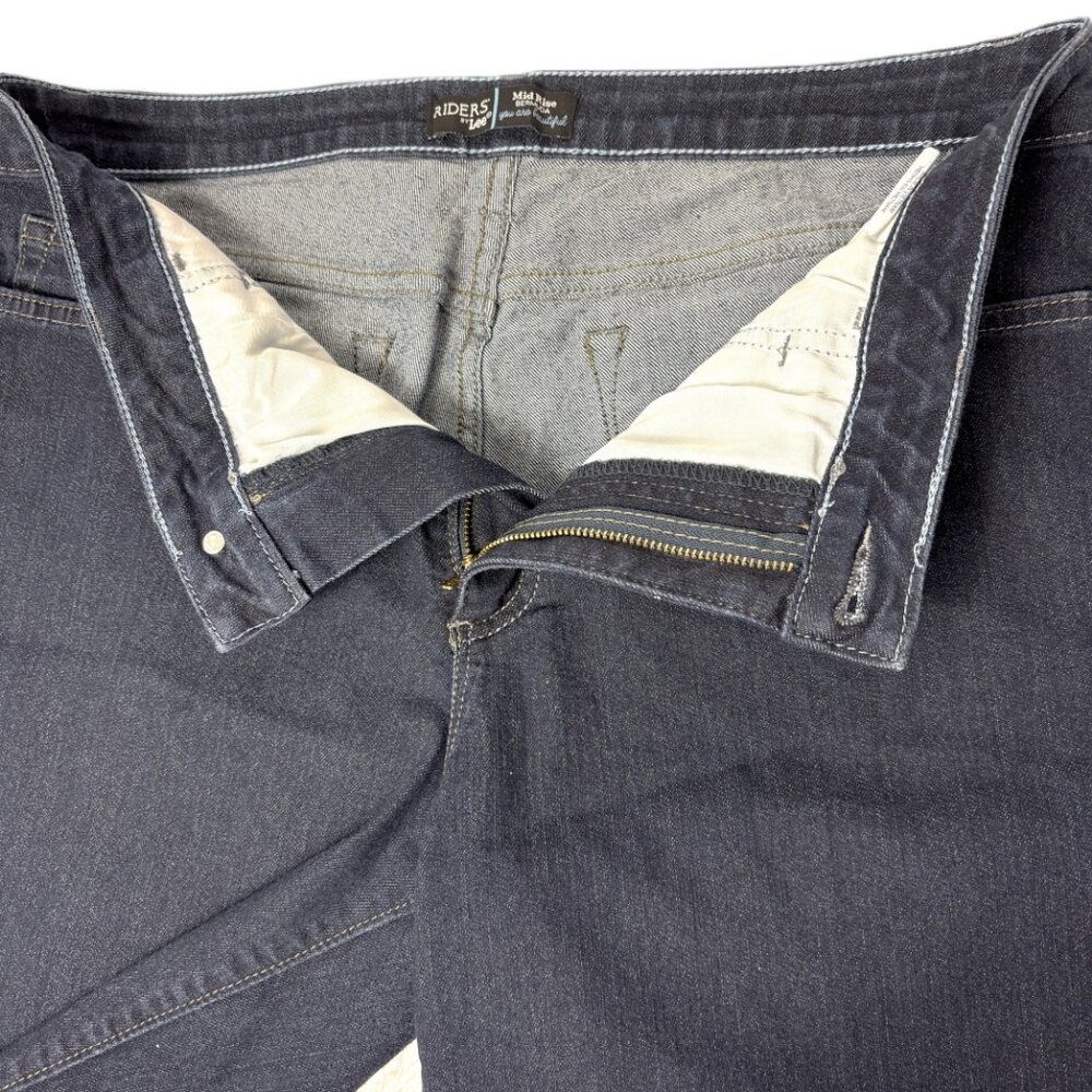 Riders by Lee Mid Rise Bermuda Jean Shorts - Picture 3 of 8